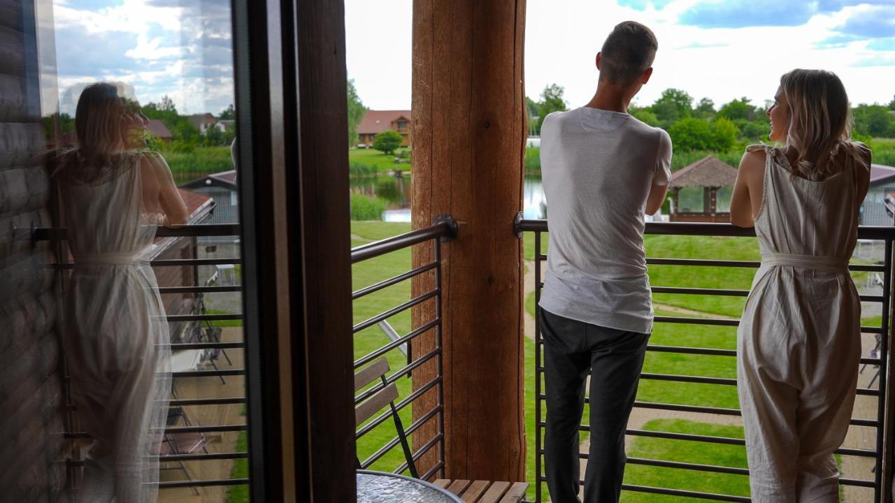 Eden Resort Yasnogorodka  Eksteriør billede